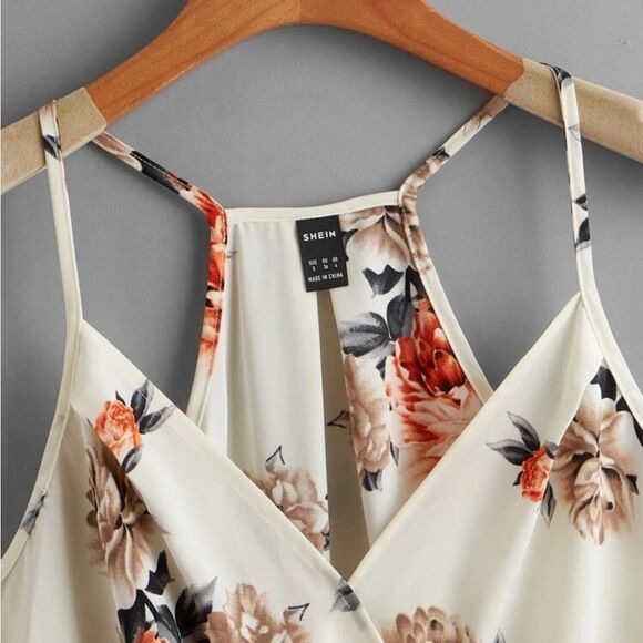 NWOT Shein Curve Floral Halter Top - Picture 14 of 15